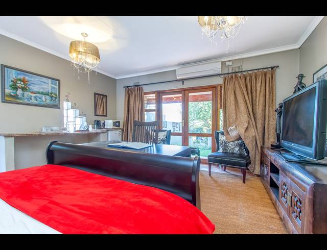 1 BEDROOM APARTMENT TO LET IN WOODMEAD
